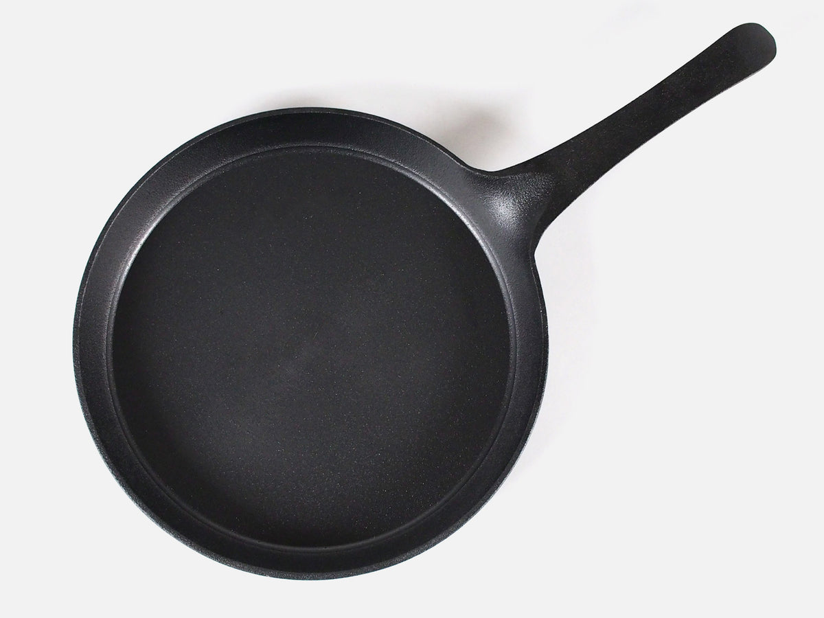 Ironwood Skillet: smooth, light, affordable cast iron by Strand